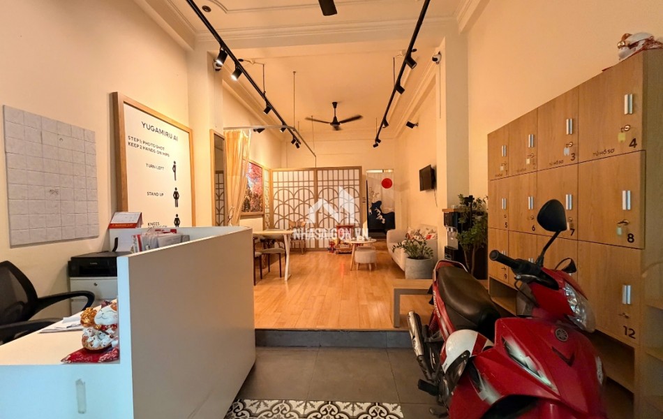 Bán Nhà ngay đường Trần Nhật Duật P.Tân Định Quận 1, Cách Nhà Thờ Tân Định chỉ 500m 